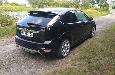Хэтчбек Ford Focus 2009 в 