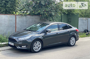 Седан Ford Focus 2015 в Чернигове