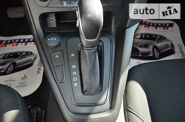 Седан Ford Focus 2018 в 