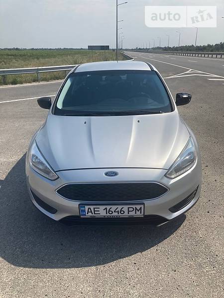 Седан Ford Focus 2015 в Каменском
