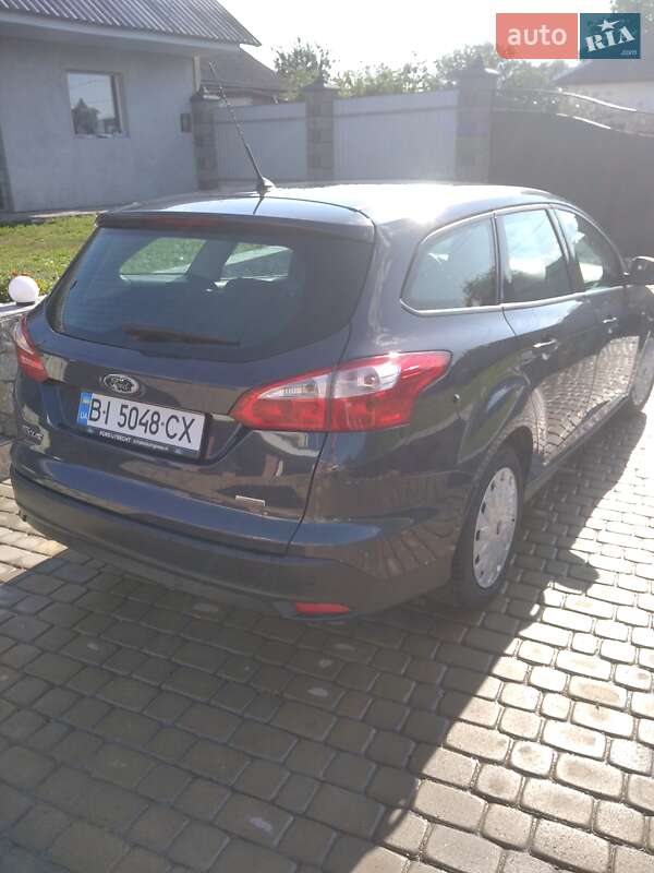 Універсал Ford Focus 2013 в Зіньківі
