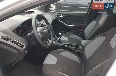 Хэтчбек Ford Focus 2017 в Киеве
