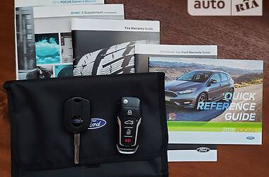 Седан Ford Focus 2015 в 