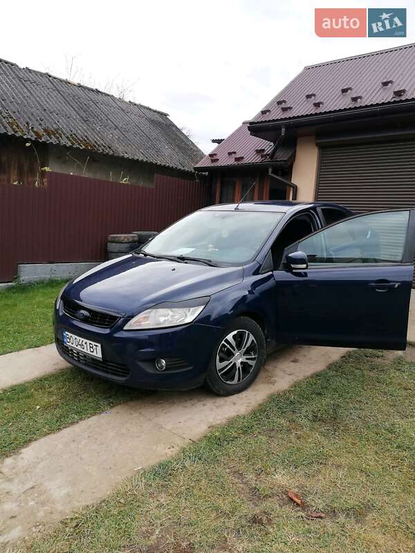 Хэтчбек Ford Focus 2008 в Бучаче
