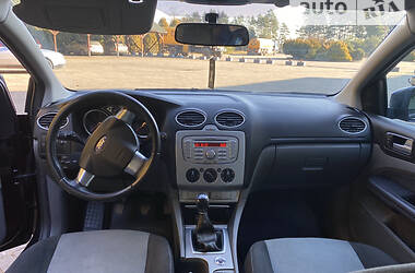 Универсал Ford Focus 2009 в Мостиске