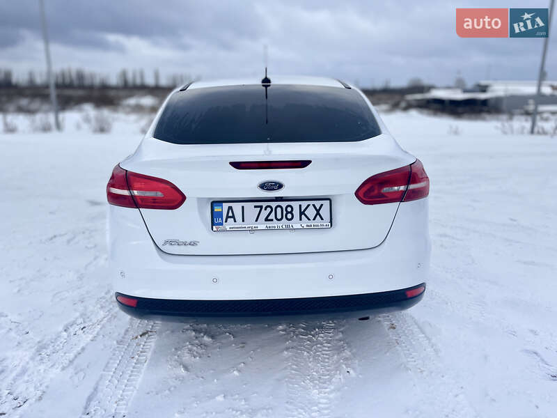 Седан Ford Focus 2017 в Киеве
