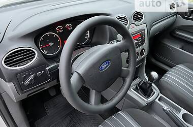 Универсал Ford Focus 2010 в Луцке