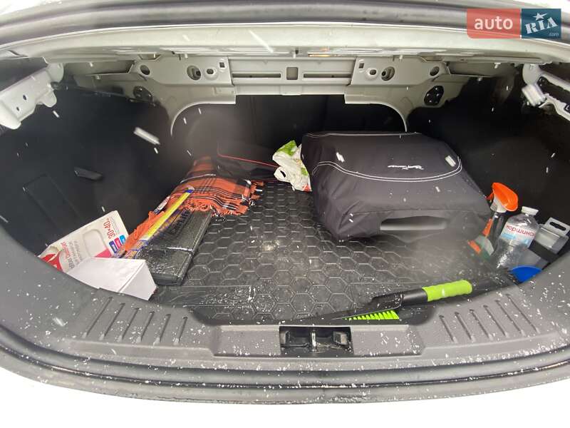 Седан Ford Focus 2017 в Ладыжине фото 31 Седан Ford Focus 2017 в Ладыжине