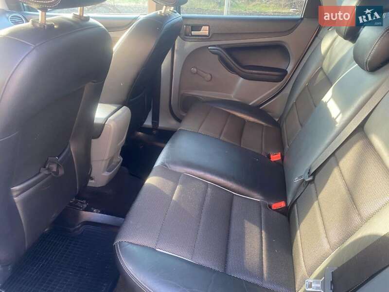 Универсал Ford Focus 2008 в Новоархангельске фото 9 Универсал Ford Focus 2008 в Новоархангельске