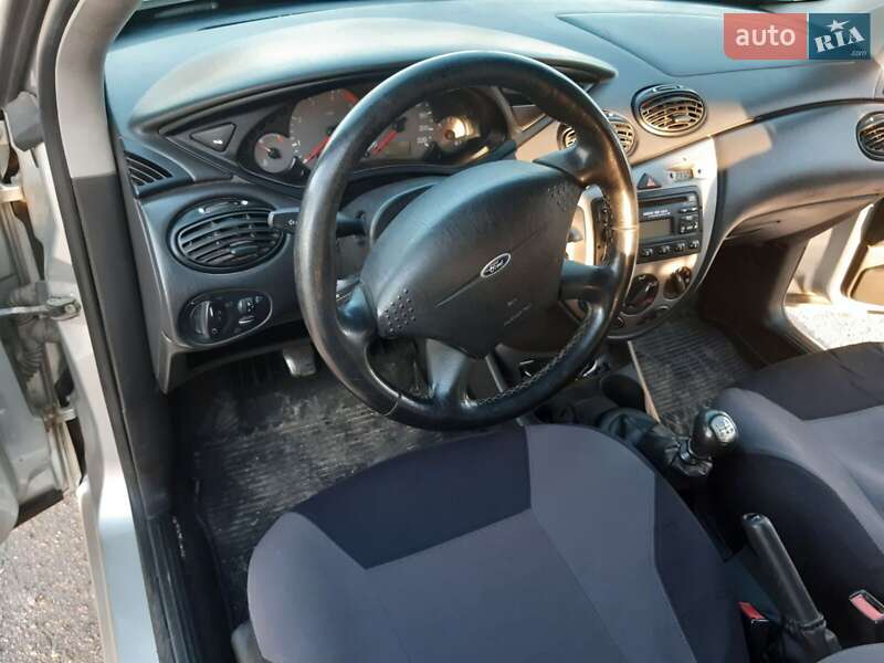 Универсал Ford Focus 2002 в Запорожье