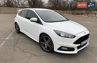 Хэтчбек Ford Focus 2018 в 