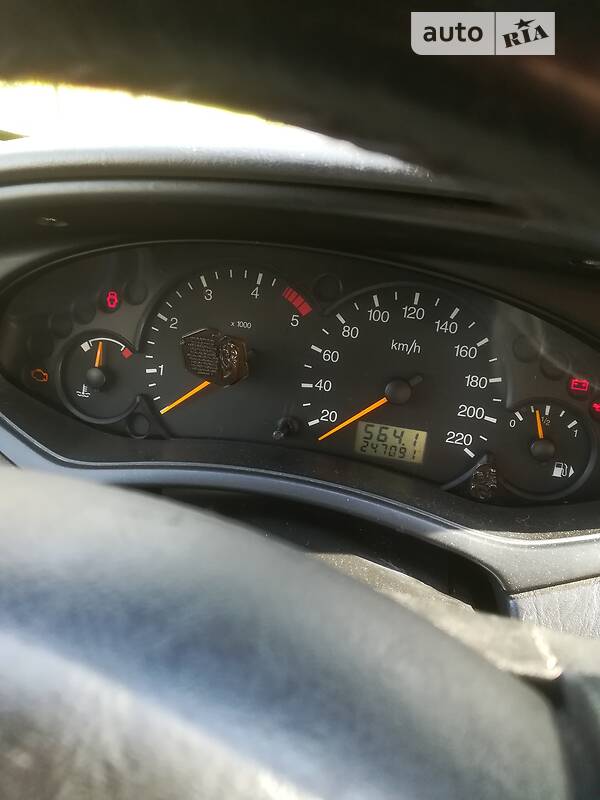 Хэтчбек Ford Focus 2004 в Львове