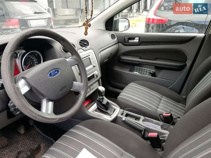 Универсал Ford Focus 2010 в Львове