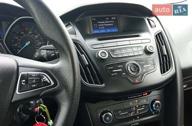 Седан Ford Focus 2015 в Дніпрі