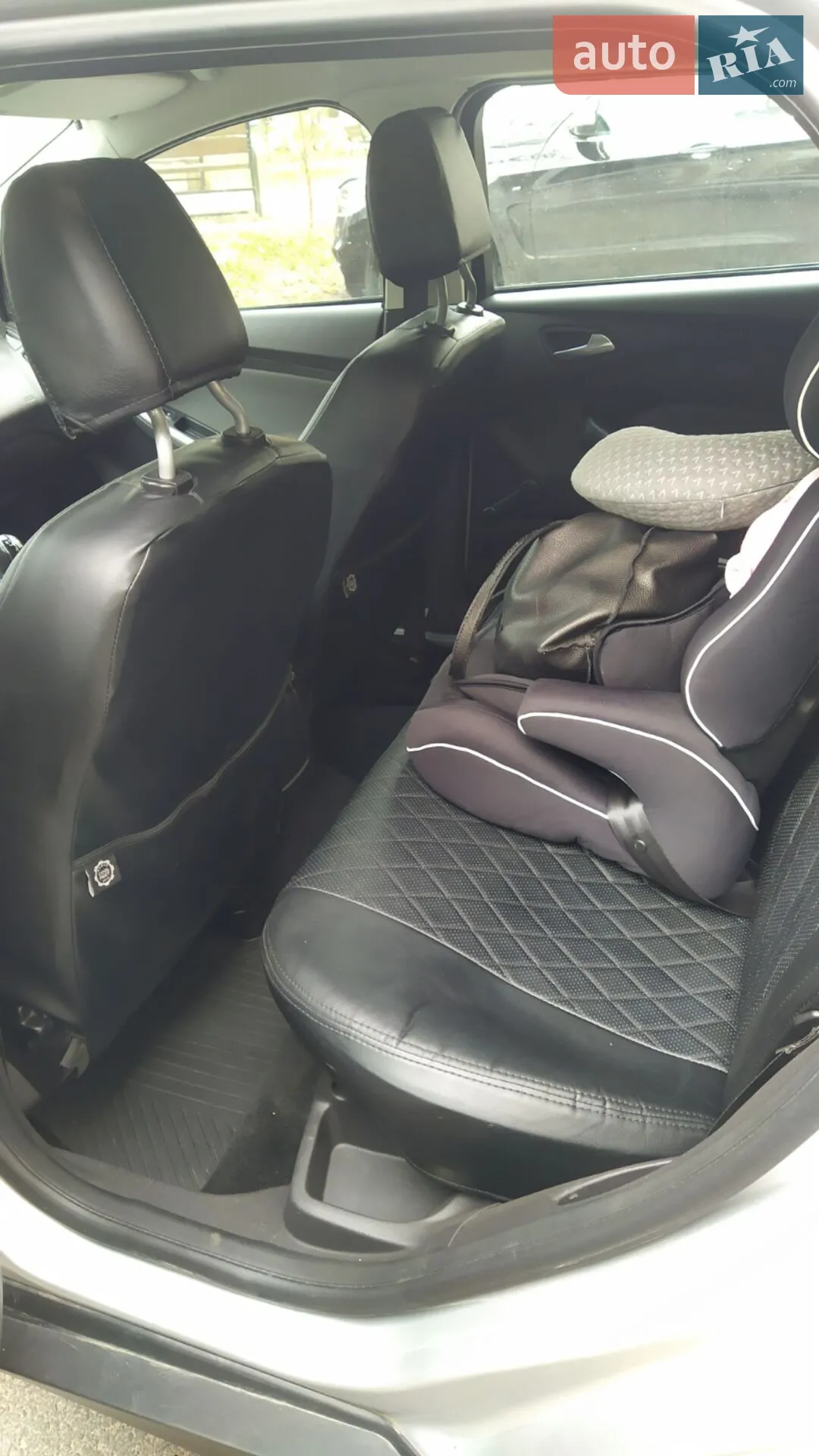 2011 Ford Focus - мініатюра 17