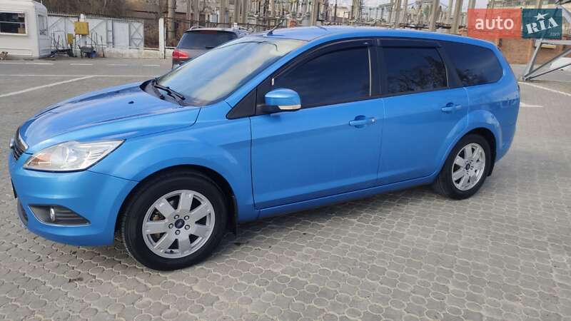 Универсал Ford Focus 2010 в Черновцах