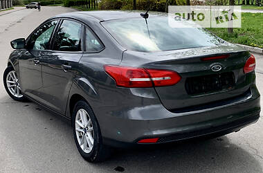 Седан Ford Focus 2018 в 