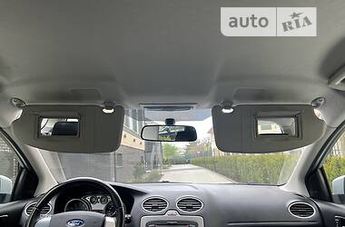 Универсал Ford Focus 2010 в 