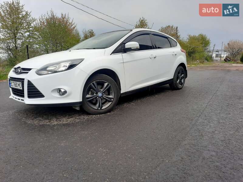 Хэтчбек Ford Focus 2013 в Львове