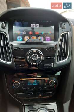 Хэтчбек Ford Focus 2013 в Львове