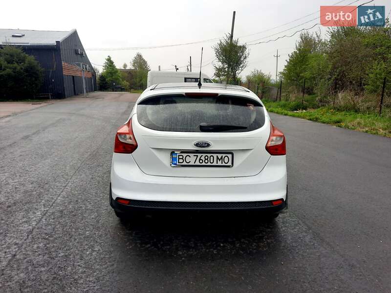 Хэтчбек Ford Focus 2013 в Львове