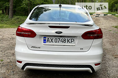 Седан Ford Focus 2015 в Луцке