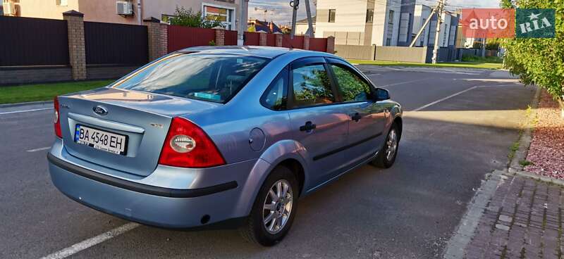 Седан Ford Focus 2005 в Києві