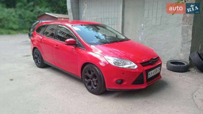 Универсал Ford Focus 2014 в 