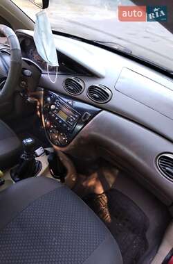 Седан Ford Focus 1998 в 