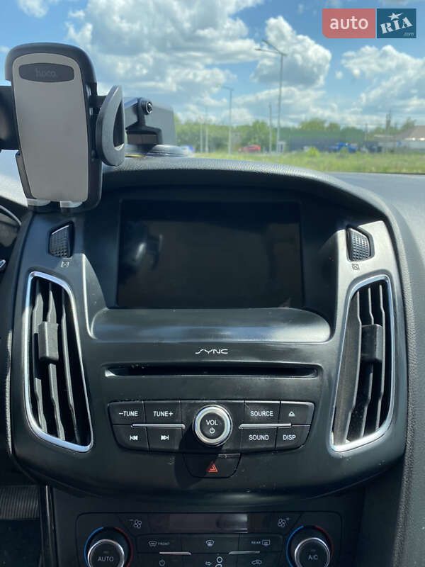 Универсал Ford Focus 2017 в Софиевской Борщаговке фото 10 Универсал Ford Focus 2017 в Софиевской Борщаговке