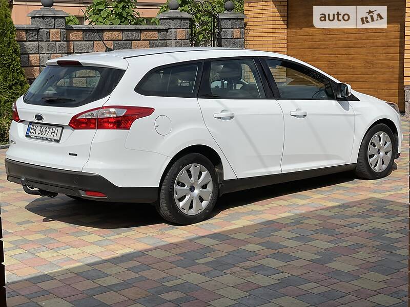 Универсал Ford Focus 2012 в Ровно