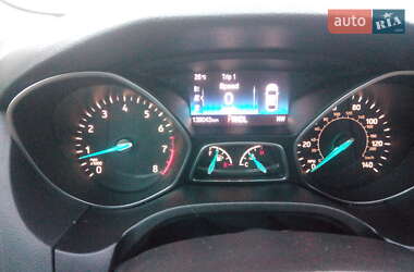 Седан Ford Focus 2015 в 