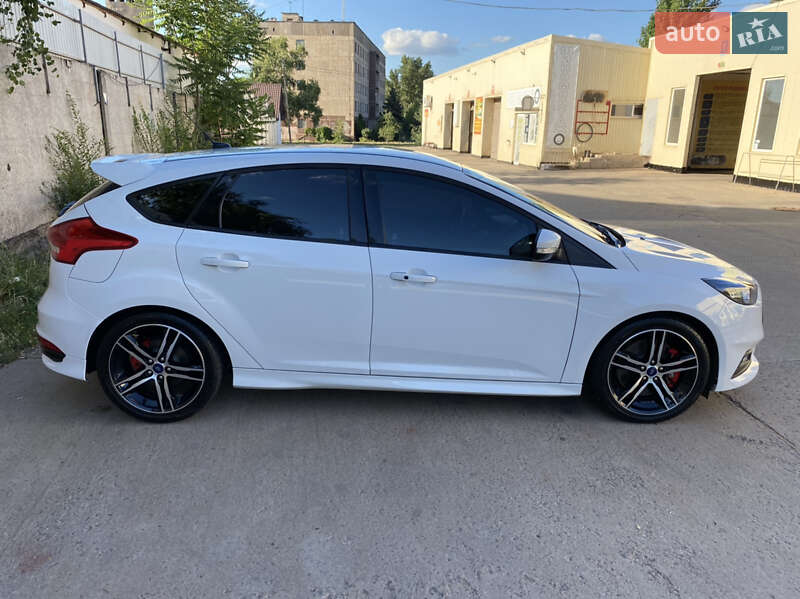 Хэтчбек Ford Focus 2018 в Кривом Роге