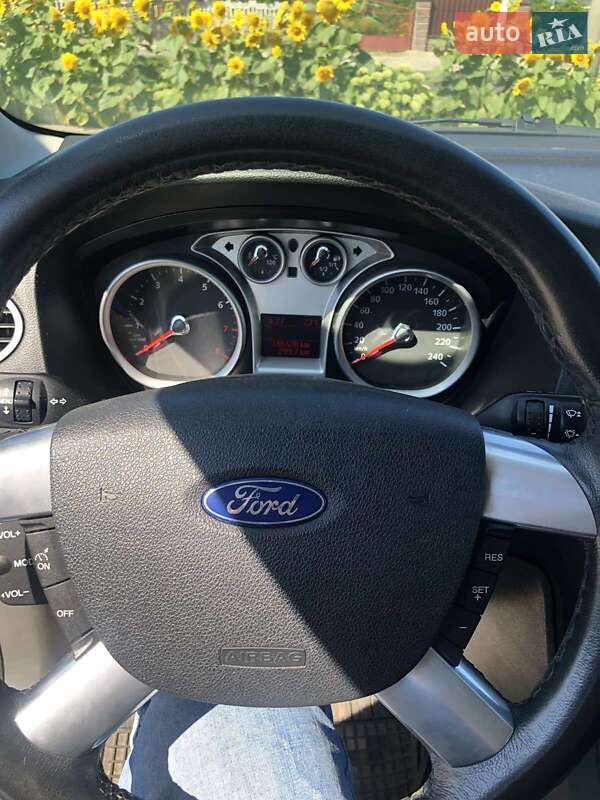Универсал Ford Focus 2010 в Камне-Каширском фото 3 Универсал Ford Focus 2010 в Камне-Каширском