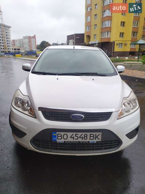 Хэтчбек Ford Focus 2010 в Тернополе