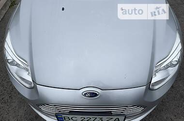 Хэтчбек Ford Focus 2014 в 