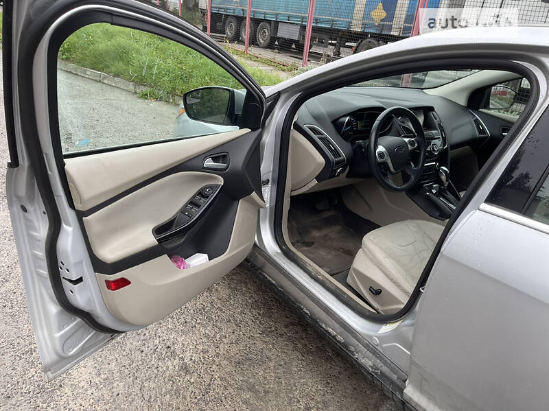 Хэтчбек Ford Focus 2014 в Львове