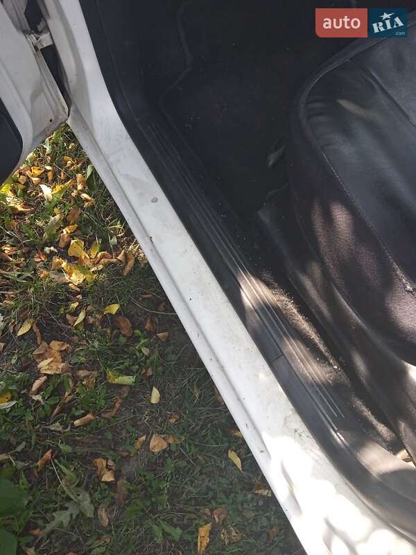 Универсал Ford Focus 2003 в Могилев-Подольске