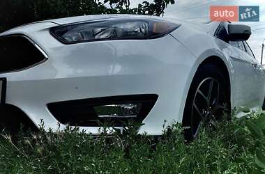 Седан Ford Focus 2017 в 