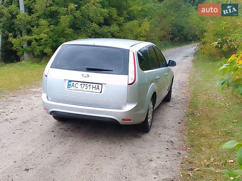 Универсал Ford Focus 2010 в Камне-Каширском