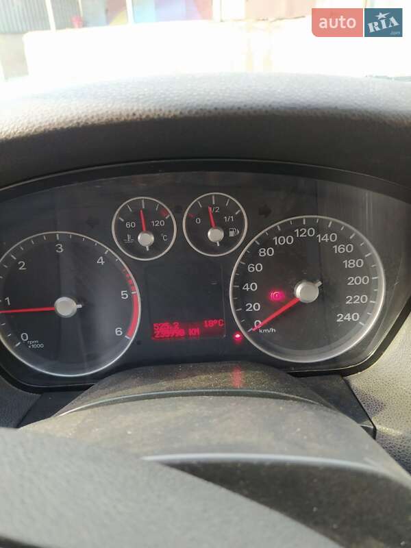 Универсал Ford Focus 2007 в Николаеве фото 11 Универсал Ford Focus 2007 в Николаеве