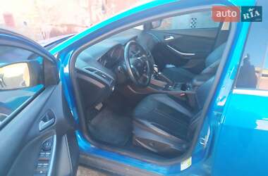 Седан Ford Focus 2014 в 