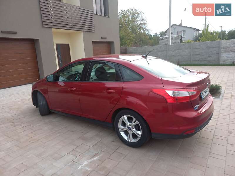 Седан Ford Focus 2013 в Каменском
