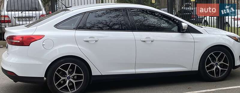 Седан Ford Focus 2017 в Киеве