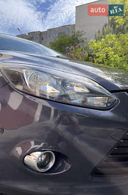 Универсал Ford Focus 2011 в 