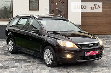 Универсал Ford Focus 2010 в 