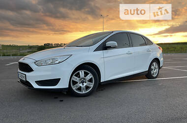 Хэтчбек Ford Focus 2016 в 