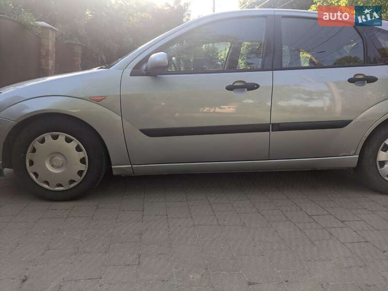 Хэтчбек Ford Focus 2004 в Мукачево фото 6 Хэтчбек Ford Focus 2004 в Мукачево