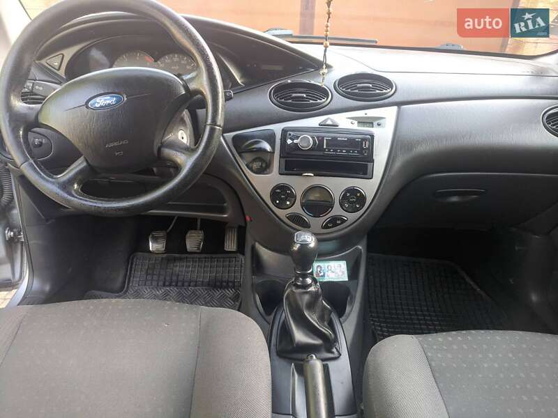 Хэтчбек Ford Focus 2004 в Мукачево фото 5 Хэтчбек Ford Focus 2004 в Мукачево
