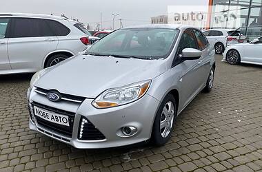 Седан Ford Focus 2012 в 